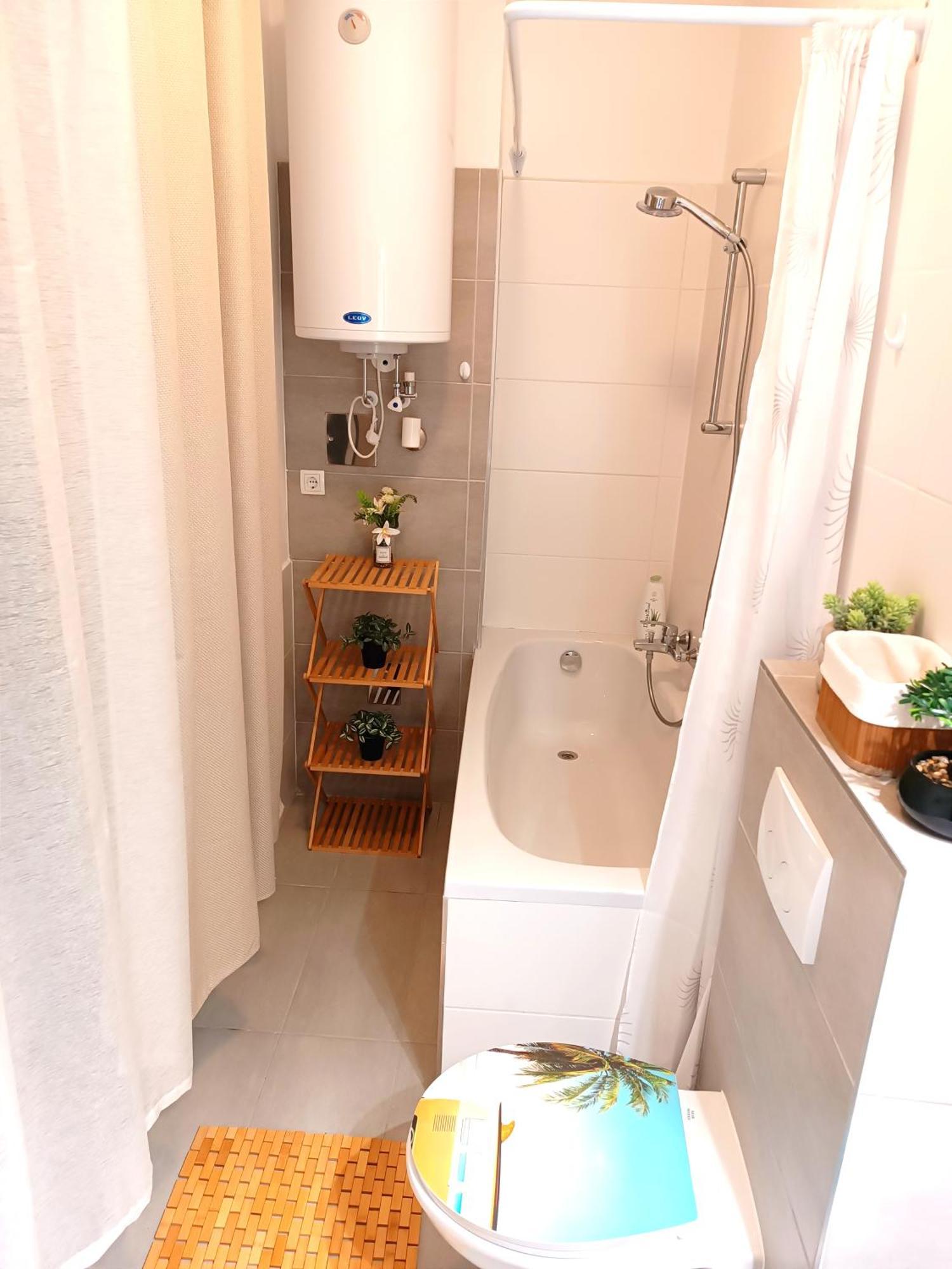 Family Apartments 2 Room'S Muerzzuschlag Ngoại thất bức ảnh